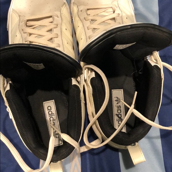 Adidas - Picture 5 of 7